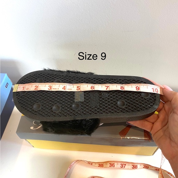 Black Slides Faux Fur and Pearl sandals NWT size 10 - Picture 7 of 9